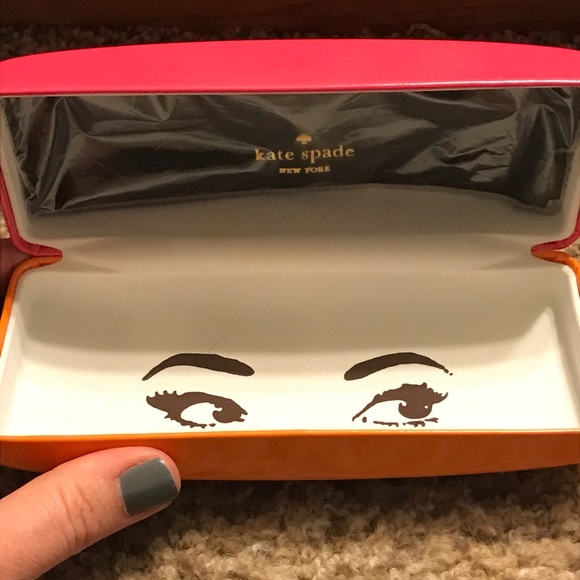 kate spade ♠️ Sunnies - Picture 8 of 8